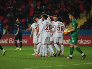 Ziraat Türkiye Kupası: Gaziantep Fk: 2 - Belediye Kütahyaspor: 0