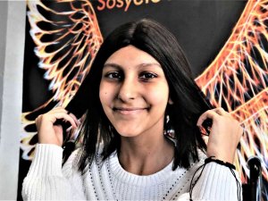 Kemoterapi Tedavisi Sonrası Saçları Dökülen Şerife’nin Yüzü Güldü