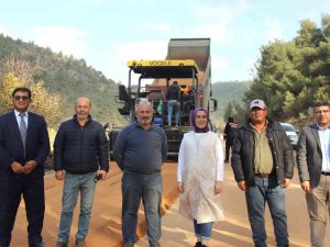 Tozman Köyündeki Yol Yapım Çalışmasını İnceledi