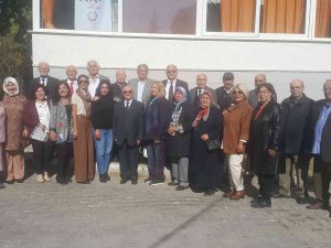 Eskişehirli 68 Yaşında Halk Ozanı Ve Devlet Sanatçısı Kâmil Sayın’a Vefa Etkinliği Düzenlendi