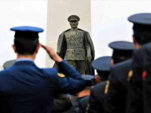 Diyarbakır’da 10 Kasım Atatürk’ü Anma Töreni Gerçekleştirildi