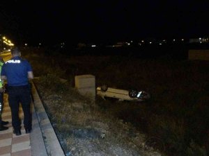Antalya’da Otomobil Şarampole Uçtu: 3 Yaralı
