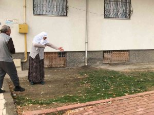 Elazığ’da 4’üncü Kattan Düşen Çocuk Yaralandı