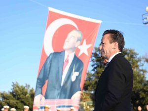 Türkiye Cumhuriyeti’nin Kurucusu Mustafa Kemal Atatürk, Tuzla’da Anıldı