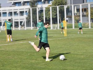 Bursaspor Taktik Çalışma Gerçekleştirdi