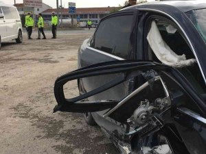 Elazığ’da İki Araç Çarpıştı: 5 Yaralı