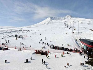 Erciyes’te Yeni Sezon Bilet Fiyatları Belli Oldu