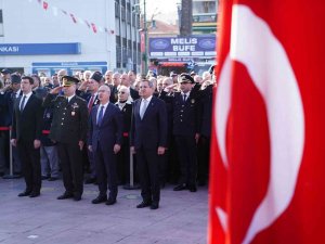 9’u 5 Geçe Tüm Ayvalık Sessizliğe Büründü