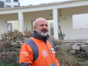 Başkan Çolakbayrakdar: “Kentsel Dönüşümde Müteahhit Gibi Sahaya İndik”