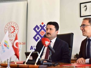 Altıeylül Belediyesinden Jeotermal Kaynaklı Tarım Desteği