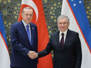 Cumhurbaşkanı Erdoğan, Özbekistan Cumhurbaşkanı Mirziyoyev İle Görüştü