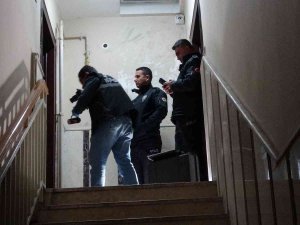 Satırlı Saldırıya Uğrayan Genç Ağır Yaralandı