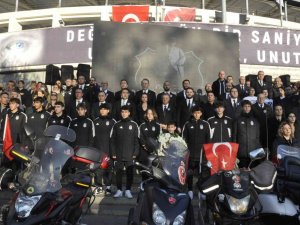 Beşiktaş Kulübü, Atatürk’ü Dolmabahçe’de Andı