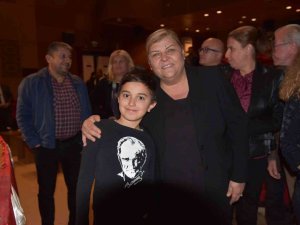 Ceyhanlılar Atatürk’ü Sevdiği Türkülerle Andı