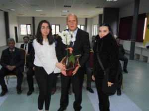 Bayburt Belediyesi Personeline "Güven, Huzur Ve İ̇letişim” Konulu Sunum