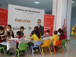 Toroslar Belediyesinden Çocuklar İçin Tatil Şenliği