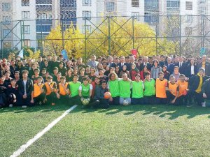 Meram Belediyesinden 6 Yeni Halı Saha Daha