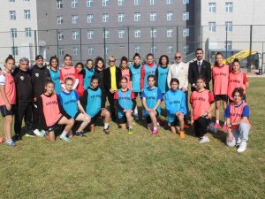 Gaziantep Alg Spor Kadın Futbolunun Yeni Yıldızlarını Arıyor