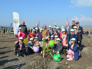 Kahramanmaraş’ta 10 Bin Fidan Toprakla Buluştu