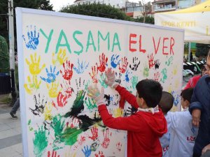 Stantlar Kuruldu, Elde Edilen Gelirler Lösev’e Bağışlandı