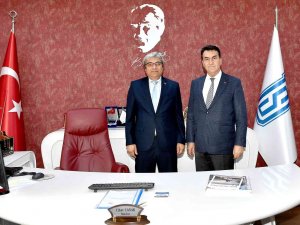 Başkan Dündar: “Düzenli Yardımlar Yapılıyor”