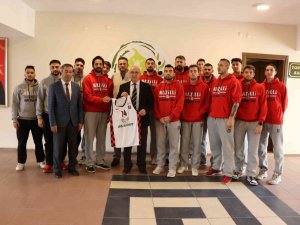 Potanın Efeleri Kaymakam Arısoy’u Maça Davet Etti