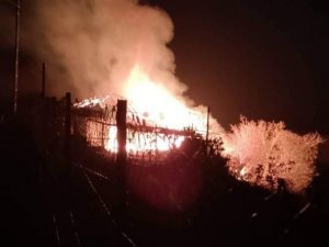 Çorum’da Çıkan Yangında Ev Kullanılamaz Hale Geldi