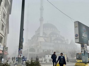 Ağrı’da Yoğun Sis Etkili Oldu