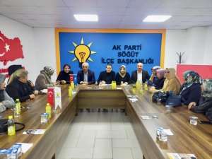 Başkan Yaman Söğüt’te Ak Partili Kadınlarla Bir Araya Geldi