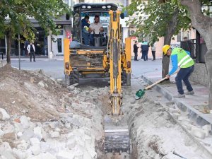 Avni Gemicioğlu Caddesinin Altyapı Çalışmaları Başladı