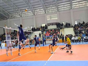 Efeler Ligi: Türşad: 3 - Altekma: 2