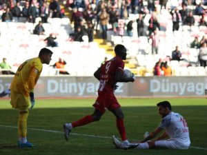 Sivasspor’da Yatabare Gol Sayısını 5’e Çıkardı