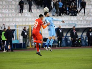 Spor Toto 1. Lig: Erzurumspor Fk: 3 - Adanaspor: 2