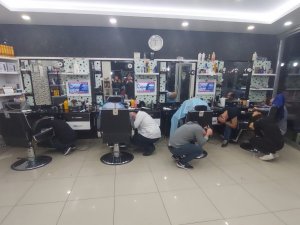 Tatbikat Tıraş Olurken Yakaladı
