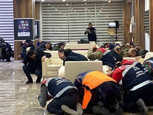 Nevşehir Valisi Becel: “Afetlere Hem Ruhen, Hem De Bilgi Açısından Hazır Olmalıyız”