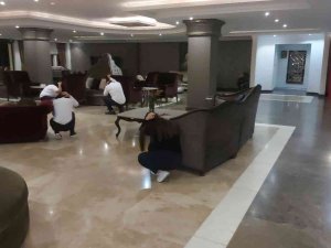 Tatbikatı Devam Ettirip Oteli Boşalttılar