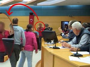 Tarsus’ta Belediye Başkanına Saldırı Girişimi Kamerada