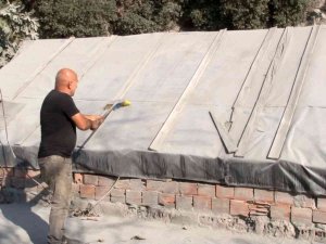 Kemerburgaz Caddesi Sakinlerinden ’Kirlilik’ Tepkisi