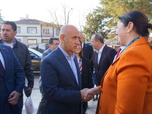 Bakan Kirişçi, Edirne Valiliği’ni Ziyaret Etti