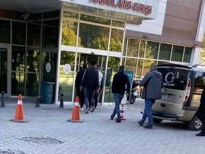 Hırsızlık Yaptıkları Evi Mesken Tutan Şüpheliler Yakalandı