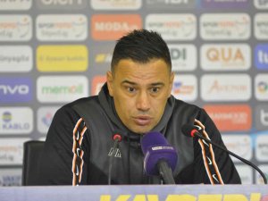 Çağdaş Atan: "Böyle Bir Günde Futbol Konuşmak İstemiyoruz"