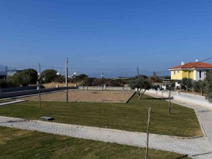 Kuşadası Belediyesi Sanatla Yeşilli Birleştiriyor