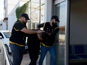 Husumetlisini Kaçırdı, Darp Edip Tabancayla Yaraladı