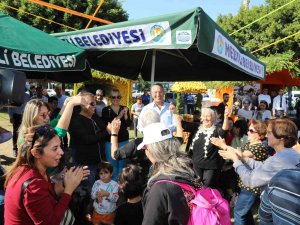 Narenciye Festivalinde Mezitli Standına Yoğun İlgi
