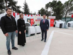 Amasya’da Çiftçilere Buzağıları İçin Ekipman Desteği