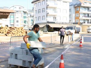 Alanya’da Çarşamba Caddesinin Trafik Sorunu Kavşak İle Çözülecek