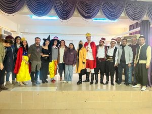 Kasaba Ve Köylerde Ki Çocuklar Tiyatro İle Buluşmaya Devam Ediyor