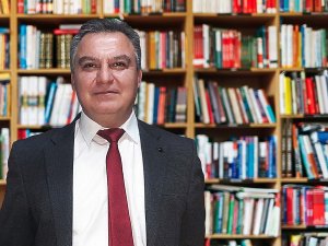 Yazar Ali Ünlü’den İki Yeni Kitap