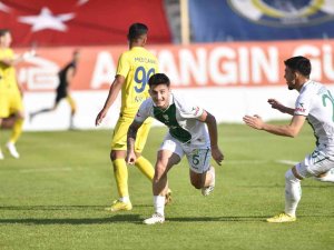 Bursaspor’da İlk Deplasman Galibiyetinin Mutluluğu Yaşanıyor
