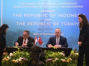 Türkiye Ve Endonezya Arasında 5 Anlaşma İmzalandı